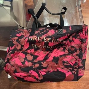 Henri Bendel red black logo tote bag